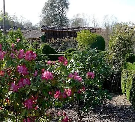 Historic And Elegant House In Romantic Surrounding *